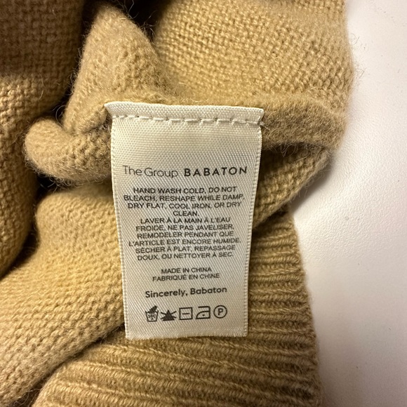 Group by Babaton Luxe Cashmere Crew Sweater - Picture 4 of 8